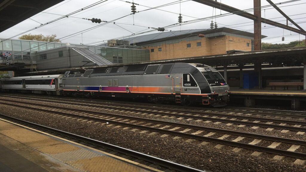 NJ Transit Strike Ends in Surprise Twist—Engineers Just Approved This Shocking Agreement 1 NJ Transit Strike Ends in Surprise Twist—Engineers Just Approved This Shocking Agreement