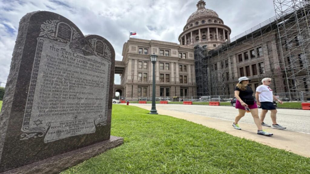 Texas Sparks National Debate After Key Vote on Ten Commandments in Schools