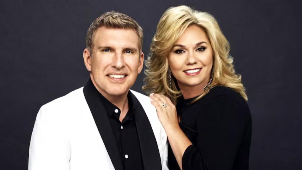 Trump Just Pardoned Reality TV Stars Todd and Julie Chrisley—Here’s Why It’s Blowing Up the Internet 1 Trump Just Pardoned Reality TV Stars Todd and Julie Chrisley—Here’s Why It’s Blowing Up the Internet