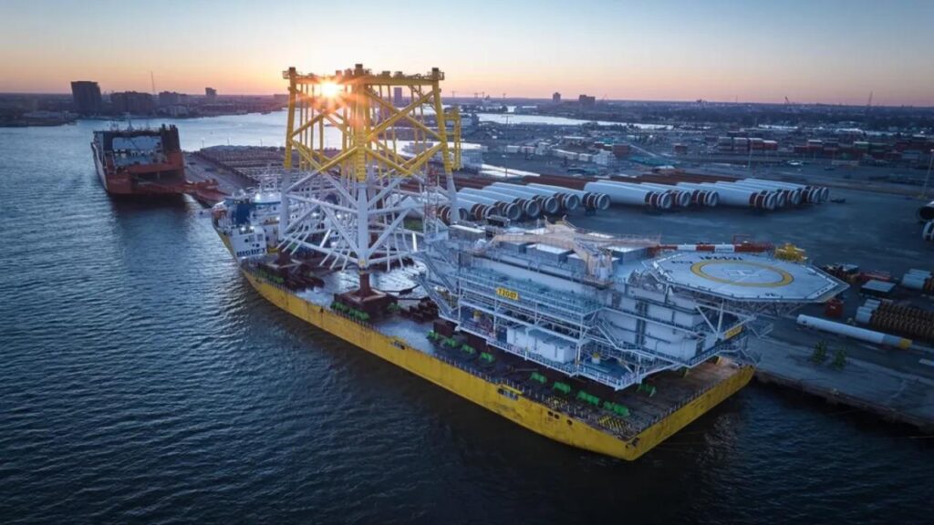 Trump Shocks Green Energy World: $5 Billion Offshore Wind Project Back On! 1 Trump Shocks Green Energy World: $5 Billion Offshore Wind Project Back On!