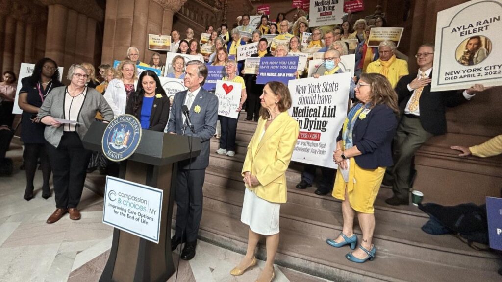 Doctor-Assisted Suicide Bill Passes in NY—Governor Hochul Faces Monumental Life-or-Death Decision 1 Doctor-Assisted Suicide Bill Passes in NY—Governor Hochul Faces Monumental Life-or-Death Decision