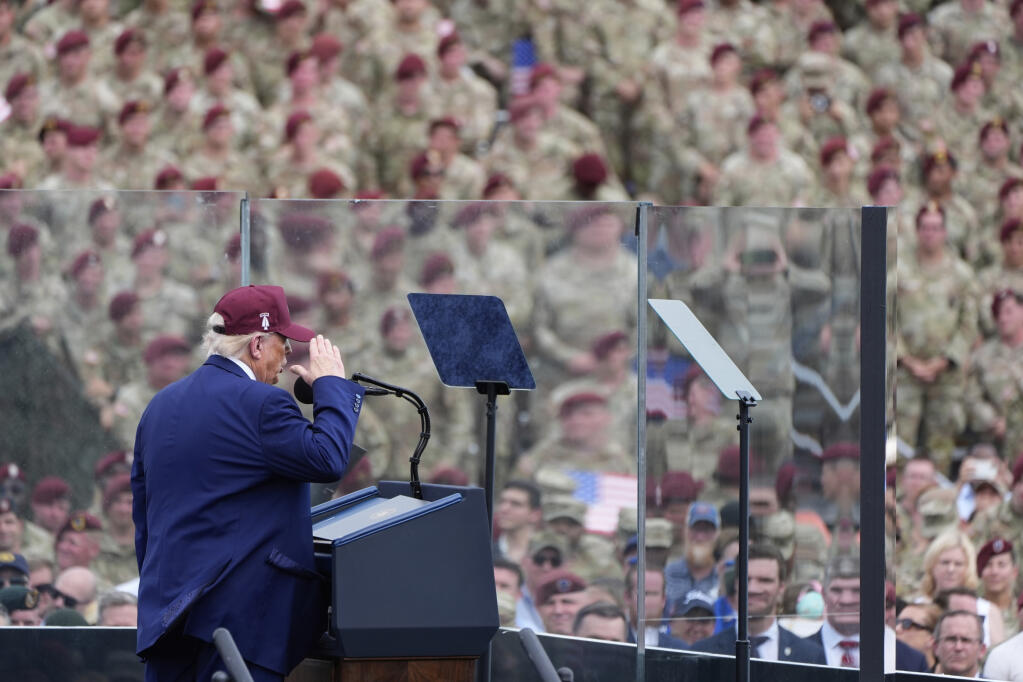 Trump Reveals List of Confederate Forts He Plans to Restore—The Surprising Names You Won’t Expect 2 Donald Trump Lists Confederate Fort Names He Plans to Restore