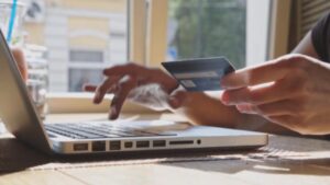 Fake Tariff Notices Are the Newest Scam — And Victims Are Losing Big