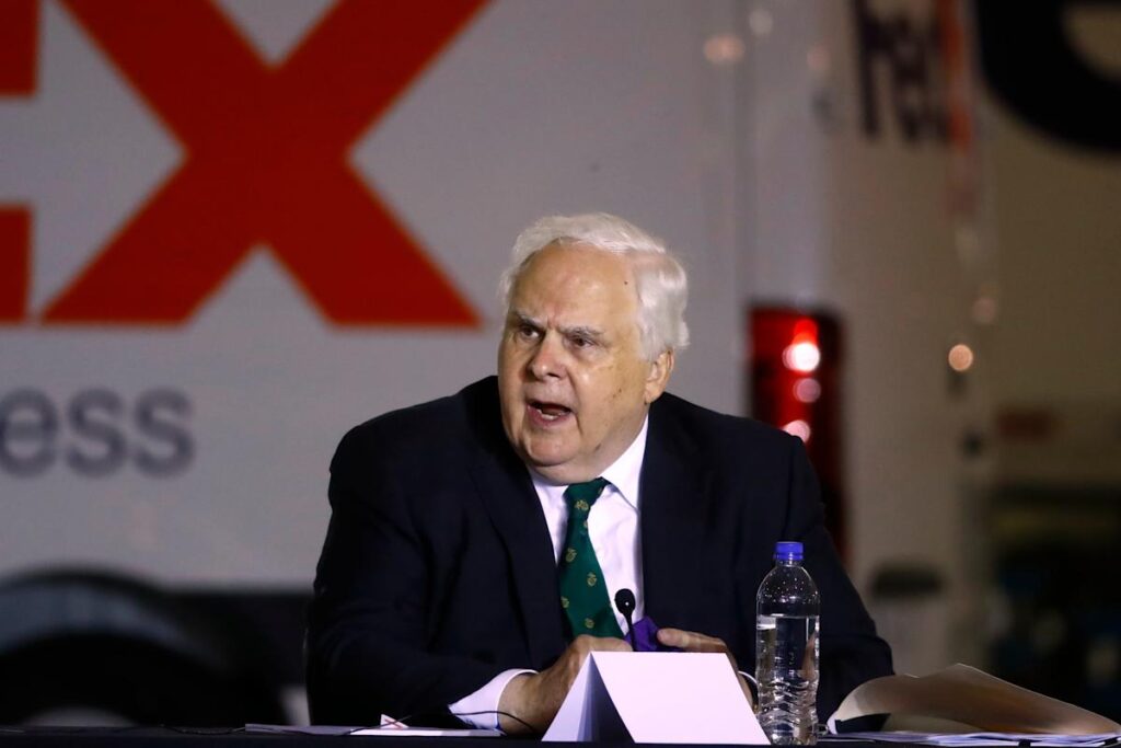 FedEx Legend Fred Smith Dead: The Shocking Loss of a Business Icon 2 FedEx founder Fred Smith dies
