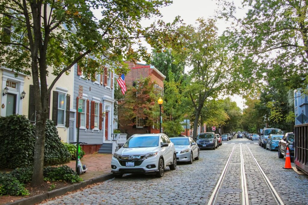 Is It Illegal to Park in Front of Someone’s House? The MA Law That’s Got Everyone Talking! 2 Is it Legal to Park On the Curb in the State of Massachusetts