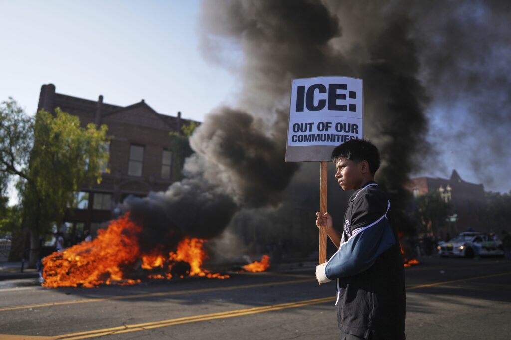 California Governor Slams Trump’s National Guard Move: ‘This Is How Dictators Act’ 2 Los Angeles protests