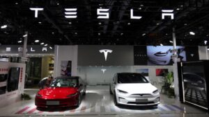 Model S and X Get Major Tesla Overhaul—Here’s What You Get for the Extra $5,000