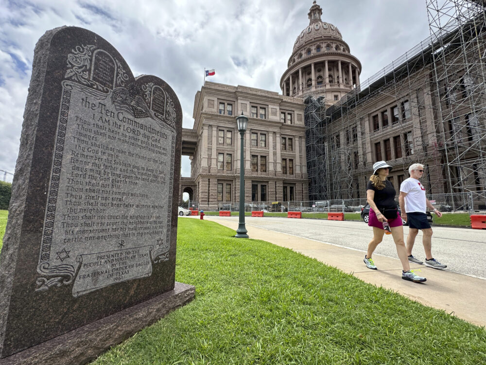 New Texas Law Mandates the Ten Commandments in Every Classroom—What This Means for Students 2 New Texas Law Mandates