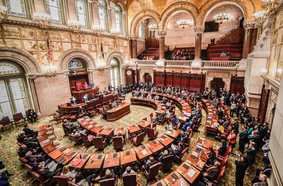 Doctor-Assisted Suicide Bill Passes in NY—Governor Hochul Faces Monumental Life-or-Death Decision 2 New York lawmakers approve bill that would allow medically assisted suicide