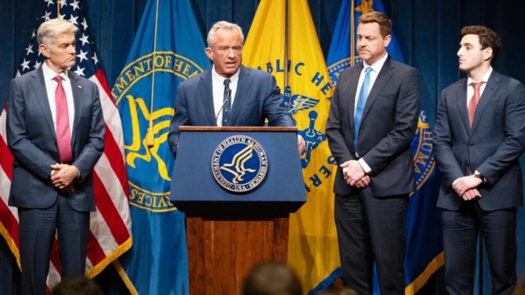 RFK Jr. and Dr. Oz Join Forces to Force Insurers Into Action: Major Reform to Prior Authorization Unveiled! 1 RFK Jr. and Dr. Oz Join Forces to Force Insurers Into Action: Major Reform to Prior Authorization Unveiled!