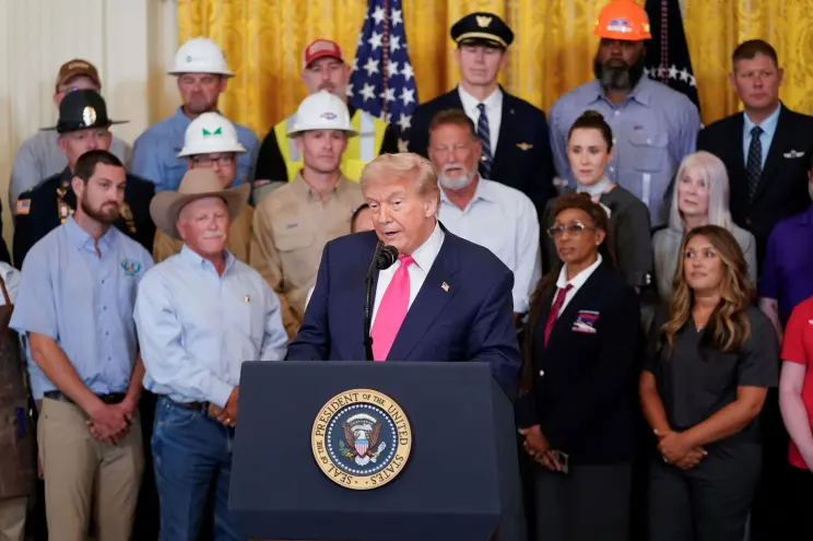 Senate Approves Trump’s ‘Big Beautiful’ Spending Bill by a Narrow 51-49 Vote — Will It Pass the House? 2 Senate votes 51-49 to advance President Trump’s ‘big beautiful’ spending bill