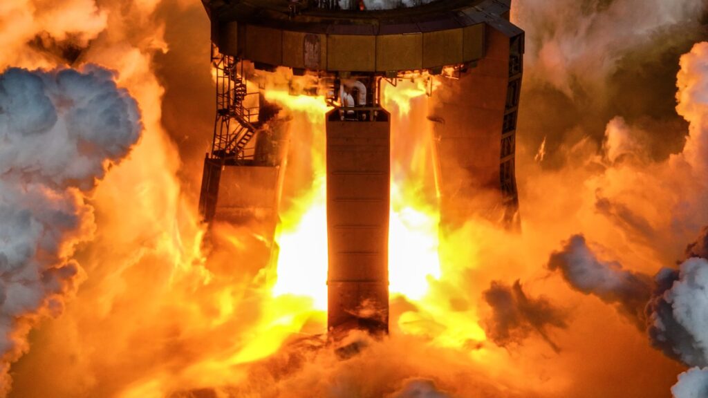 SpaceX Disaster: Starship Suddenly Explodes in Fiery Blast at Texas Site—What Went Wrong? 2 SpaceX Starship explodes into enormous fireball during routine test at Texas facility