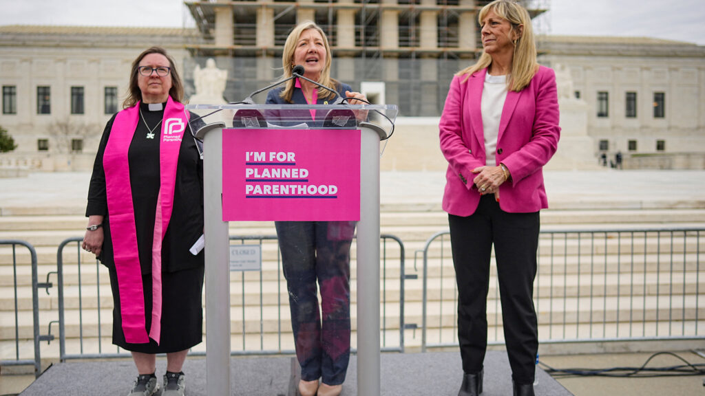 South Carolina Triumphs in Landmark Supreme Court Case to Cut Funding for Planned Parenthood 2 Supreme Court sides with South Carolina in effort to cut Planned Parenthood funding