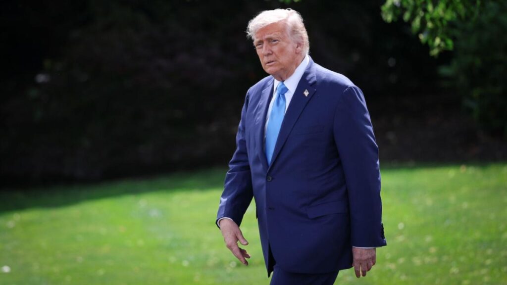 Trump Shocks Nation With $1,000 ‘Trump Accounts’ for Every Newborn—But There’s a Catch 1 Trump Shocks Nation With $1,000 ‘Trump Accounts’ for Every Newborn—But There’s a Catch