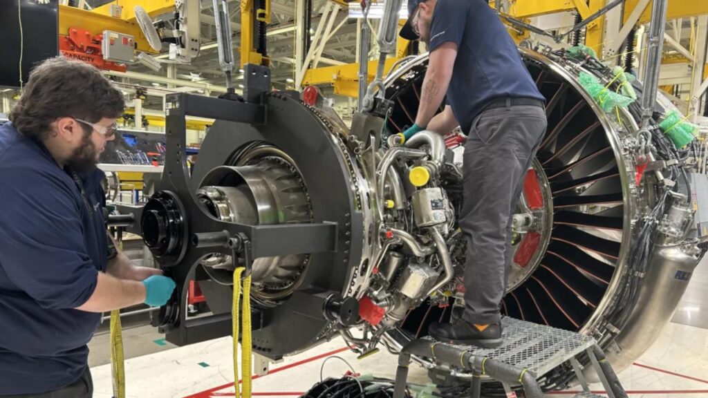 Trump Vows to Bring Back Manufacturing—But Aviation Can’t Fill Jobs Fast Enough 1 Trump Vows to Bring Back Manufacturing—But Aviation Can’t Fill Jobs Fast Enough