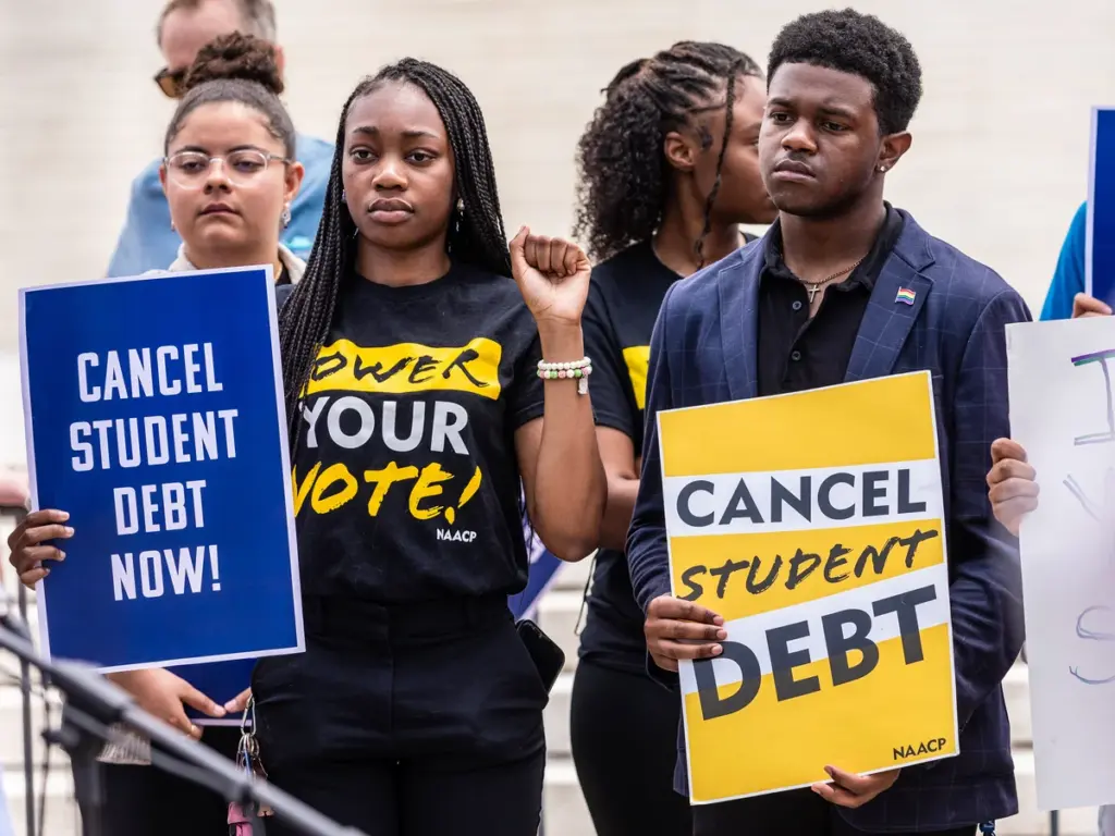 Why Trump Voters Are Furious: His New Student Loan Crackdown Hits Them Hardest 2 Trump voters with student loans are having 'buyer's remorse' over his latest debt collection moves