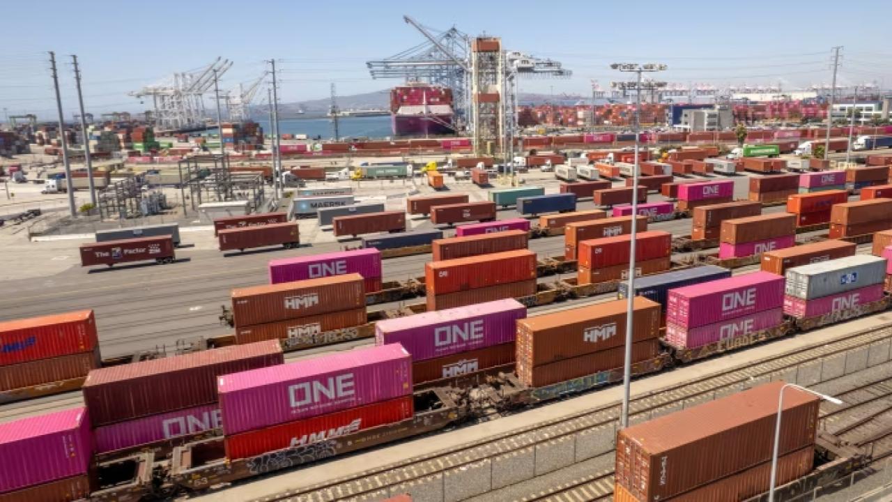 The Shocking Fall in US Goods Exports – Trump’s Tariffs to Blame for the Largest Drop Since 2020