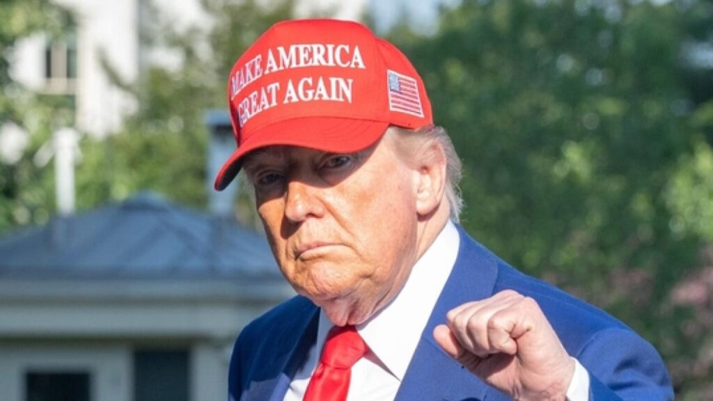 Breaking News: U.S. Strikes 3 Iranian Nuclear Facilities in High-Stakes Military Action, Trump Reacts 1 U.S. Strikes 3 Iranian Nuclear Facilities in High-Stakes Military Action