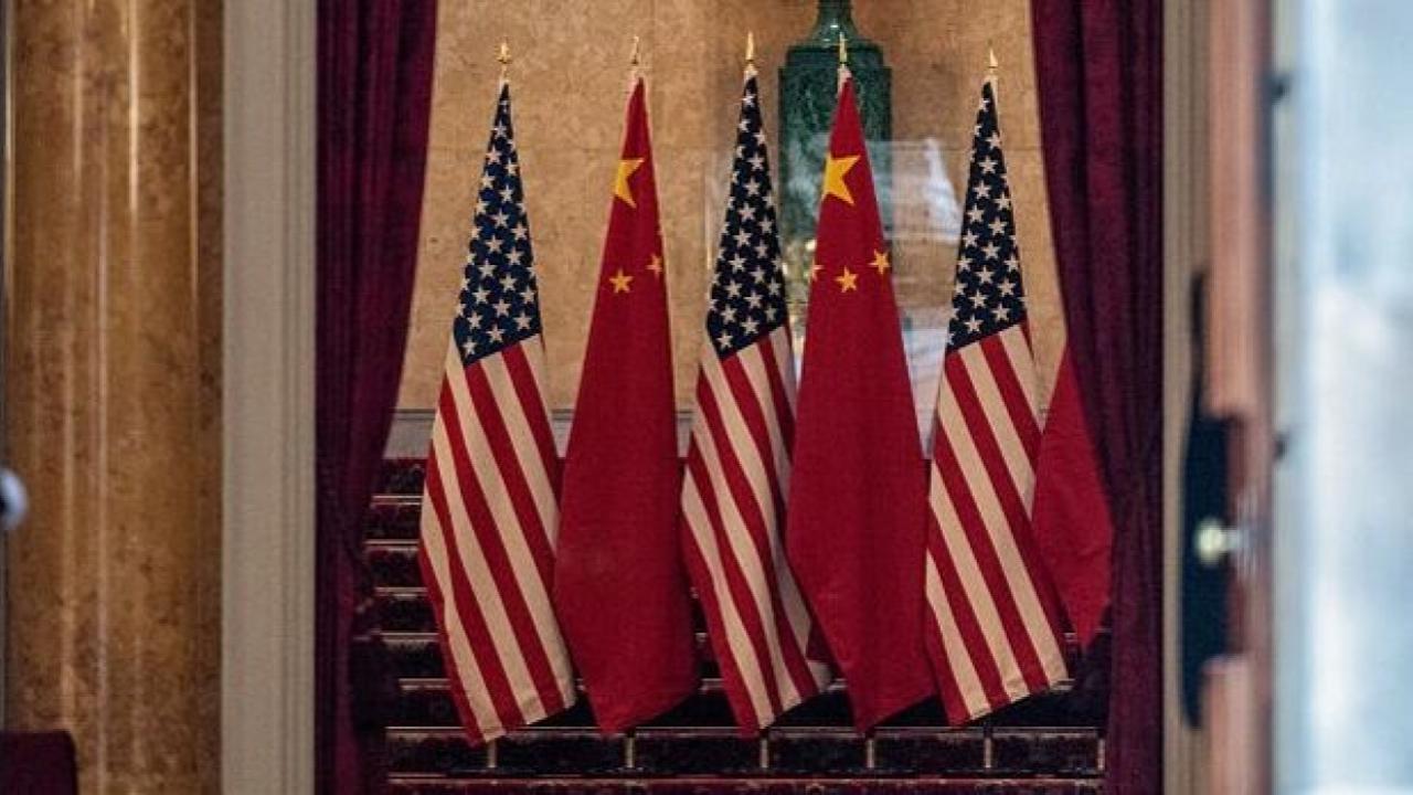 US Stock Futures Dip as US-China Trade Deal Awaits Final Presidential Sign-Off: What’s Next?