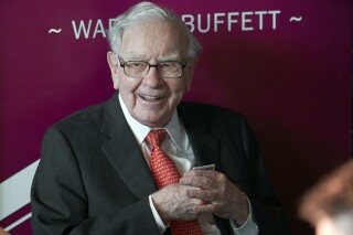 Warren Buffett Shocks World with $6 Billion Donation to Five Foundations – Here’s What You Need to Know 2 Warren Buffett announces $6 billion in donations to five foundations
