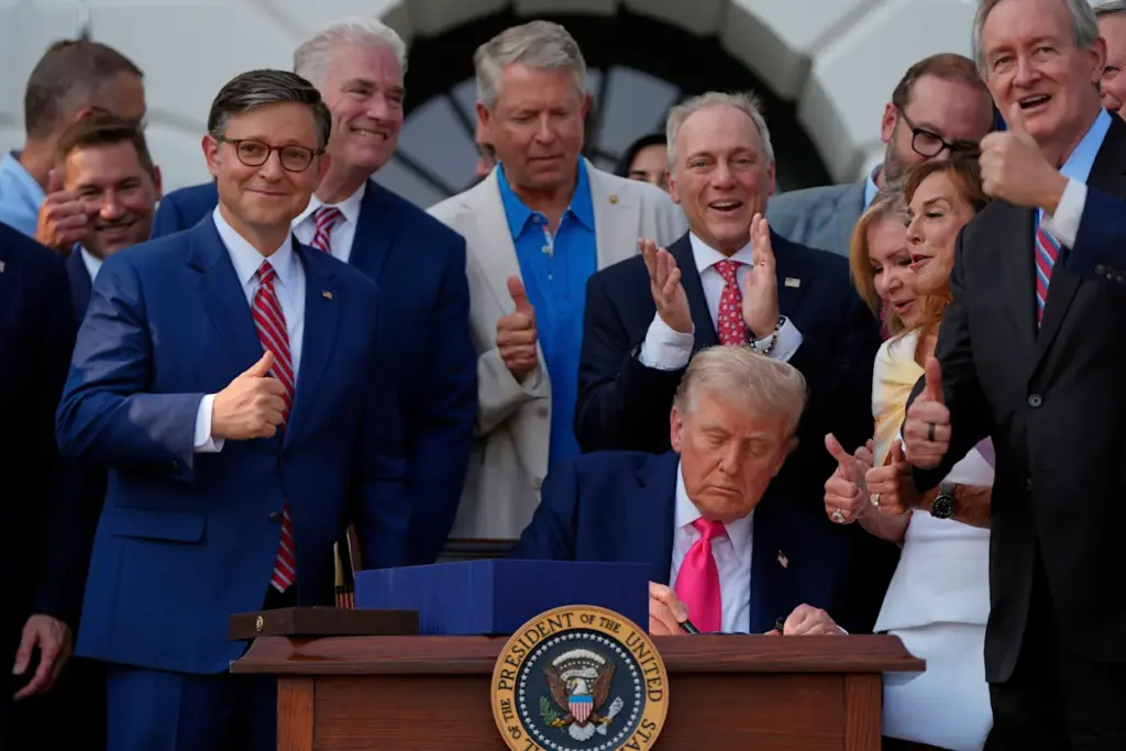 No Taxes on Social Security? Trump's New Bill Raises Eyebrows—and Questions 2 Social Security no taxes message on Trump bill raises eyebrows